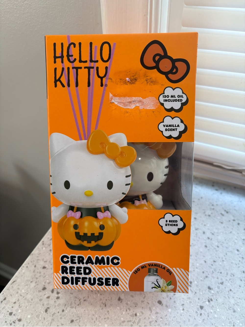 NIB Hello Kitty Orange & White Pumpkin Ceramic Reed Diffuser - Picture 7 of 7